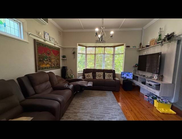 4 BEDROOM HOUSE TO LET IN GLENWOOD